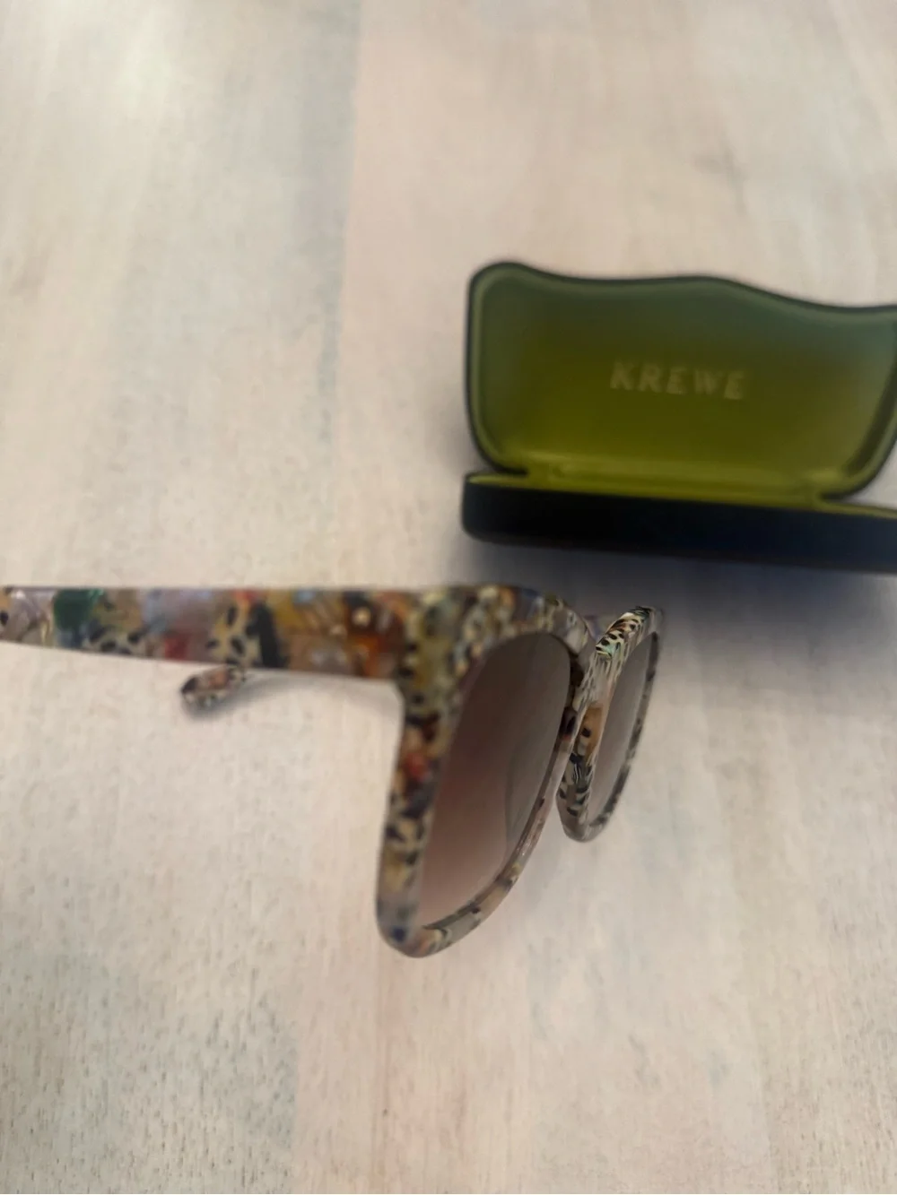 KREWE Adele Cat-Eye Sunglasses in Tortoiseshell and Brown Gradient